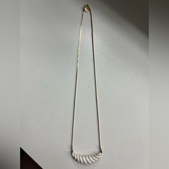 Avon Jewelry - Vintage Avon White and Gold Tone Gatsby Necklace 1981